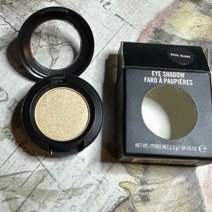 MAC COSMETICS BNIB ROSE BLANC Veluxe Pearl eyeshadow eye shadow Limited Rare HTF